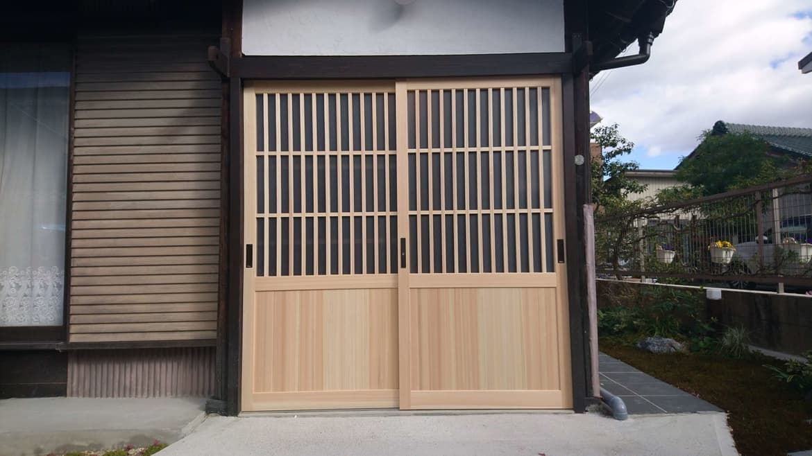 木製玄関新調 | 木製玄関の新調なら建具修理の窓口瀬戸市